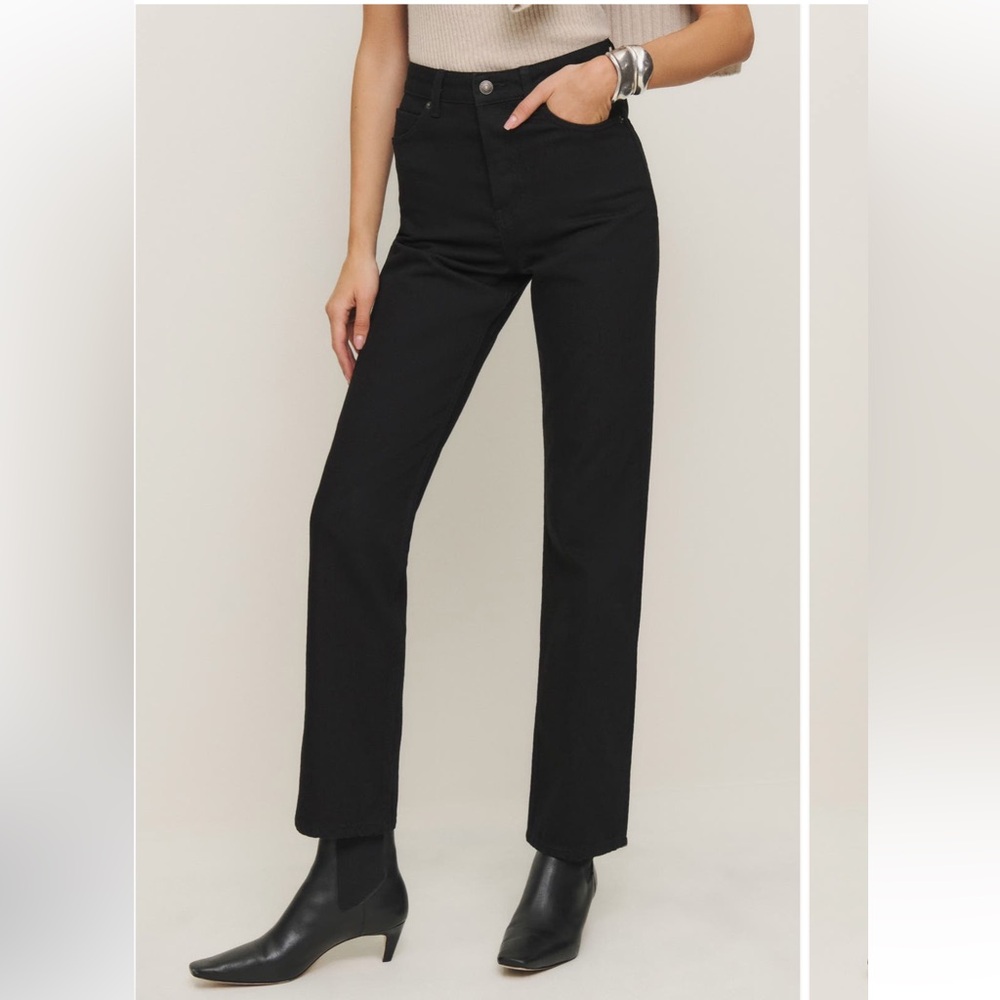 Reformation Cynthia High Waist relaxed jeans. NWT Size 26. Black. RP $198